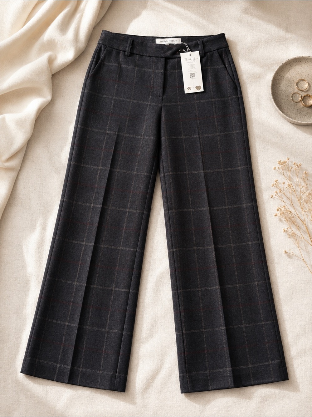 Tailored Wide-Leg Plaid Trousers in Dark Gray